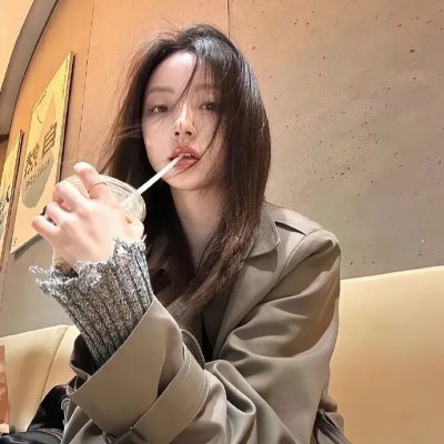 皇家项链 海报